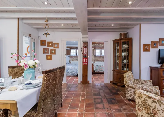 Casa Comillas * Ceceno