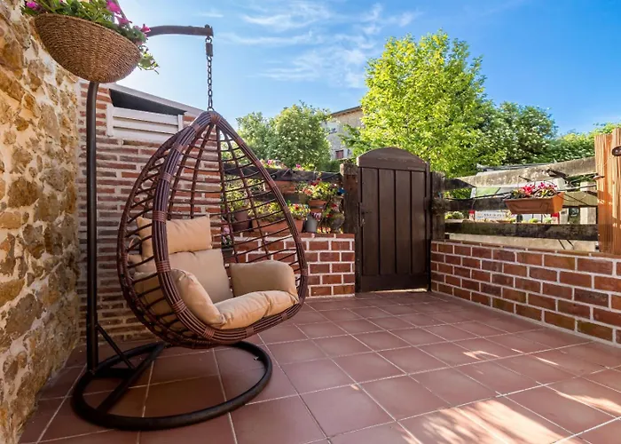 Casa Comillas Holiday home Ceceno