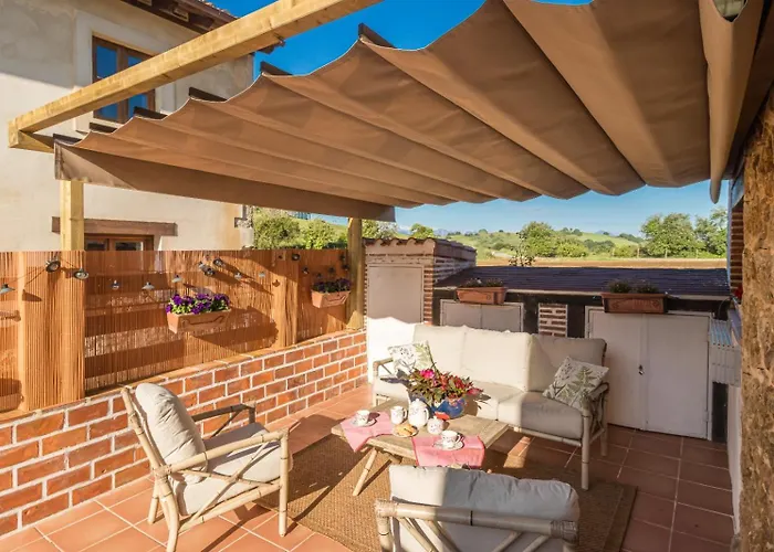 Casa Comillas Holiday home *